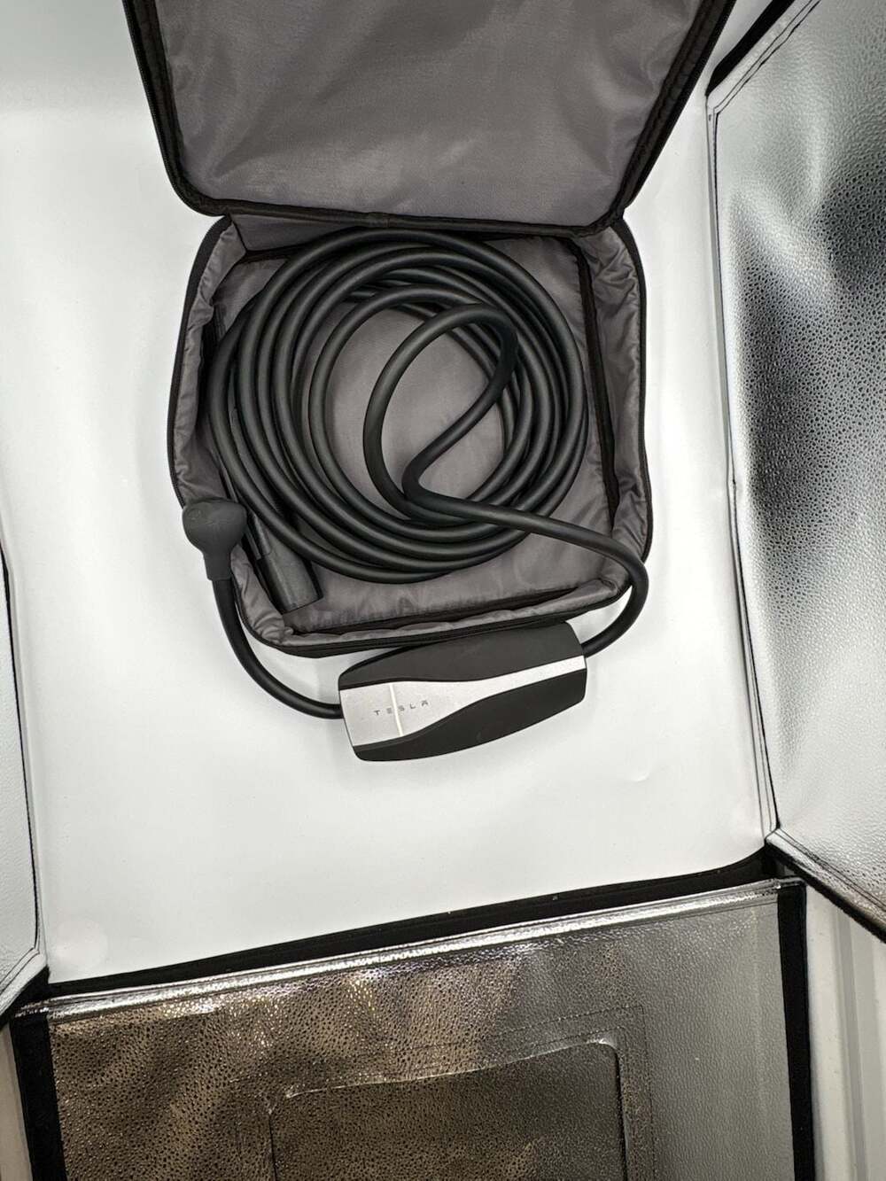 Tesla Gen 2 Universal Mobile Connector EV Charger with Storage Bag